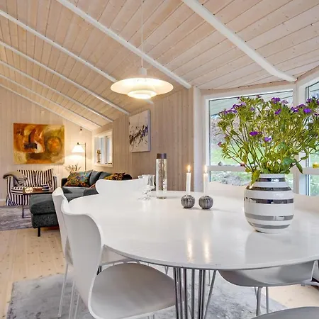 Σπίτι διακοπών Lovely Home In Dronningmolle With Wifi