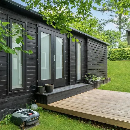 Lovely Home In Dronningmolle With Wifi * Dronningmølle